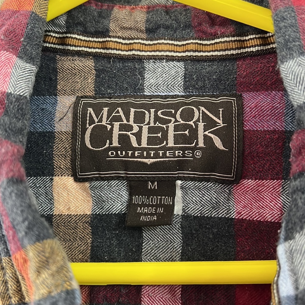Button down shirt - Picture 2 of 5